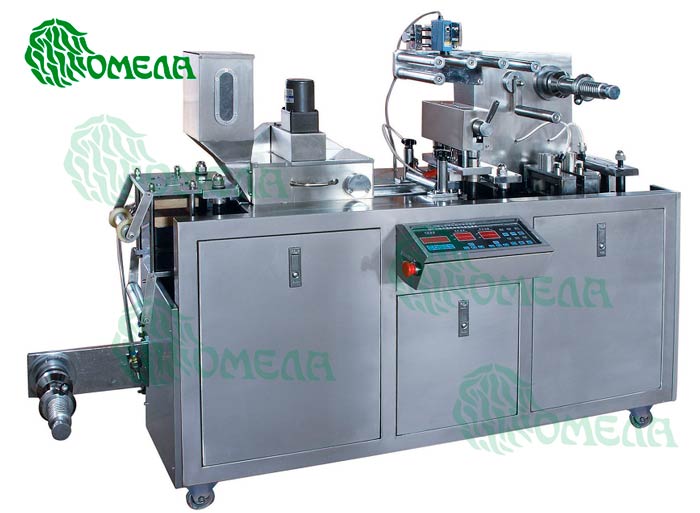 Automatic machine for packing in aluminum-plastic blisters